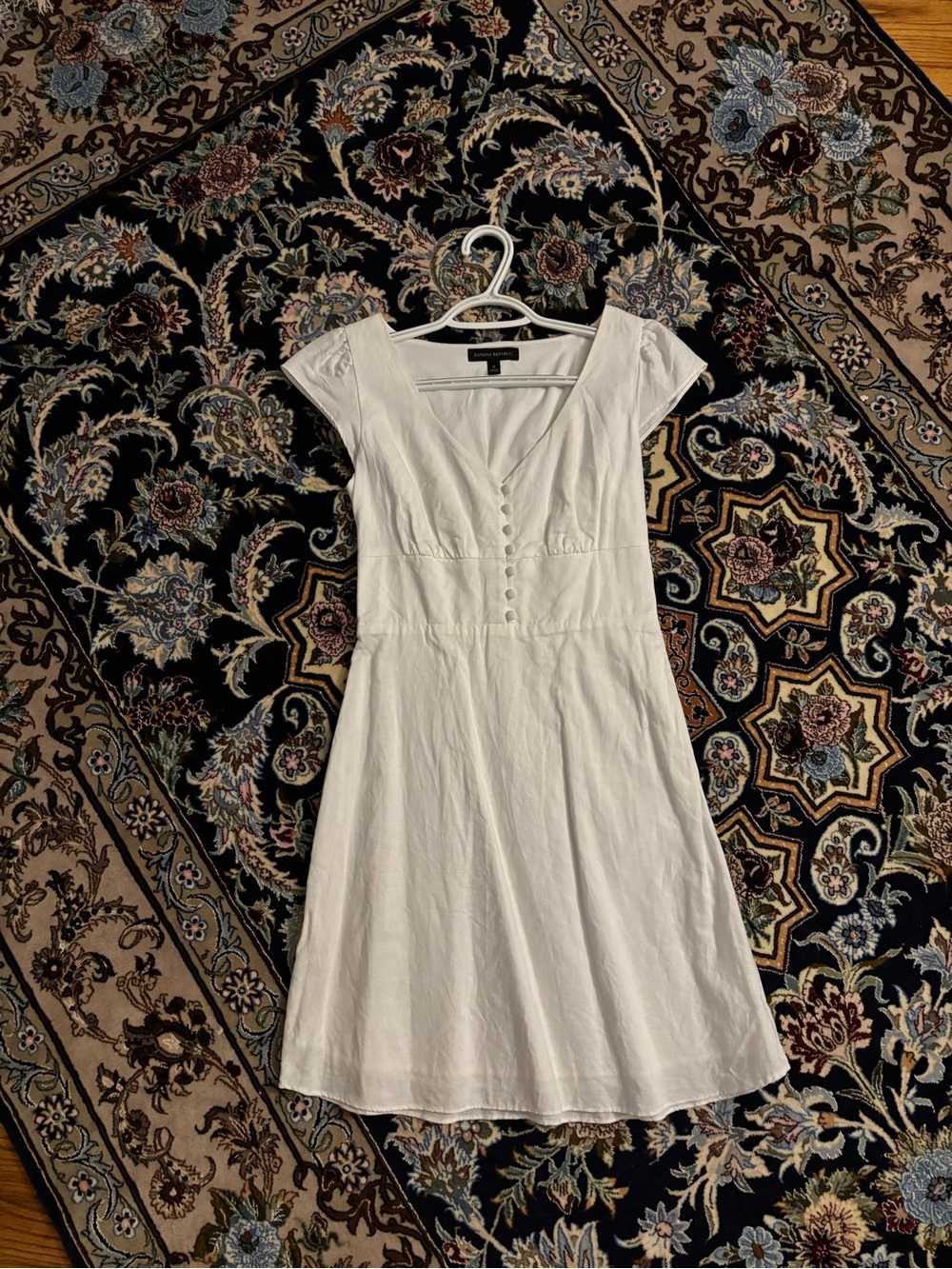 Banana Republic White Cap-Sleeve V-Neck Midi Dress